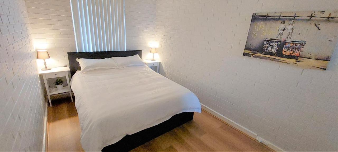 Sky High On Arundel - Central Fremantle Apartment المظهر الخارجي الصورة