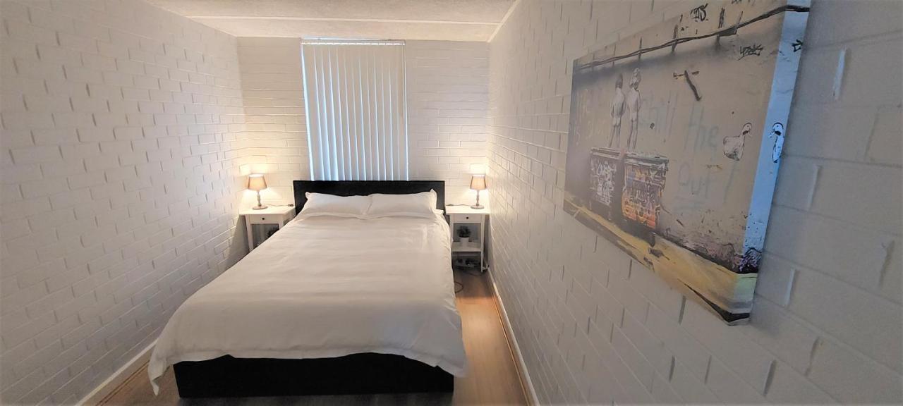 Sky High On Arundel - Central Fremantle Apartment المظهر الخارجي الصورة